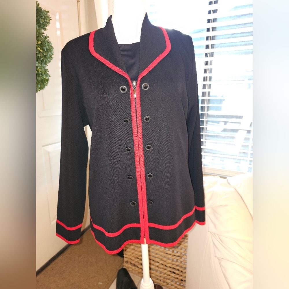 MISOOK Beautiful Black/Red Jacket w/Zip Front and Decorative Buttons P/M